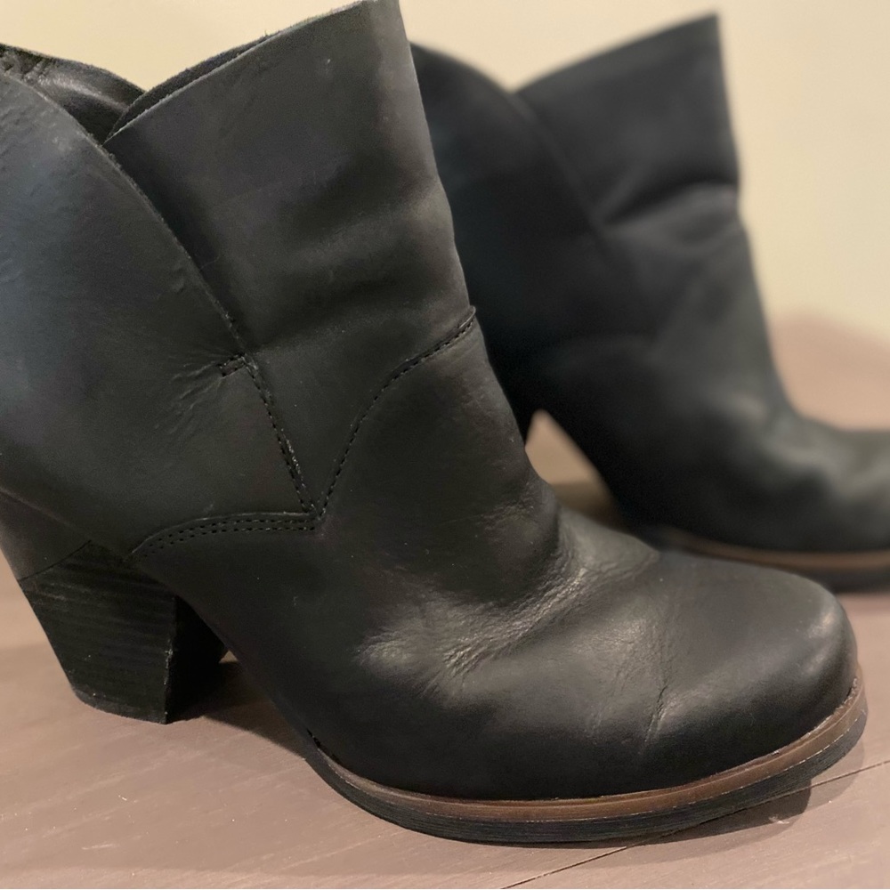 Kork-Ease Black Heeled Boots